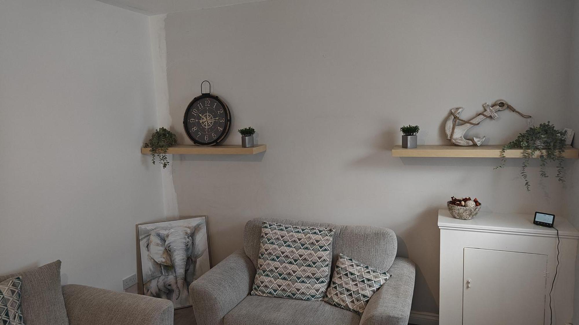 Improved Private House In Central Location Portsmouth Bagian luar foto